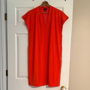 Halogen V-Neck Midi Shift Dress in Orange-Red